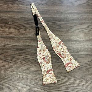 Setazone Champagne, Red & Gold Paisley Bowtie Bow Tie
